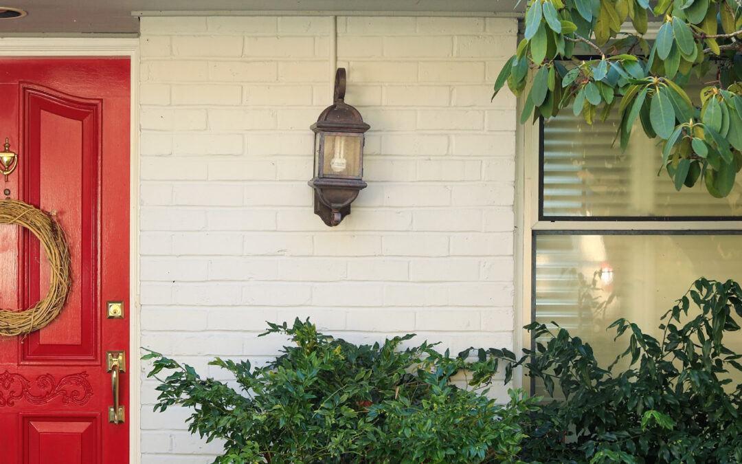 The Pros and Cons of Painting Bricks for Your Home