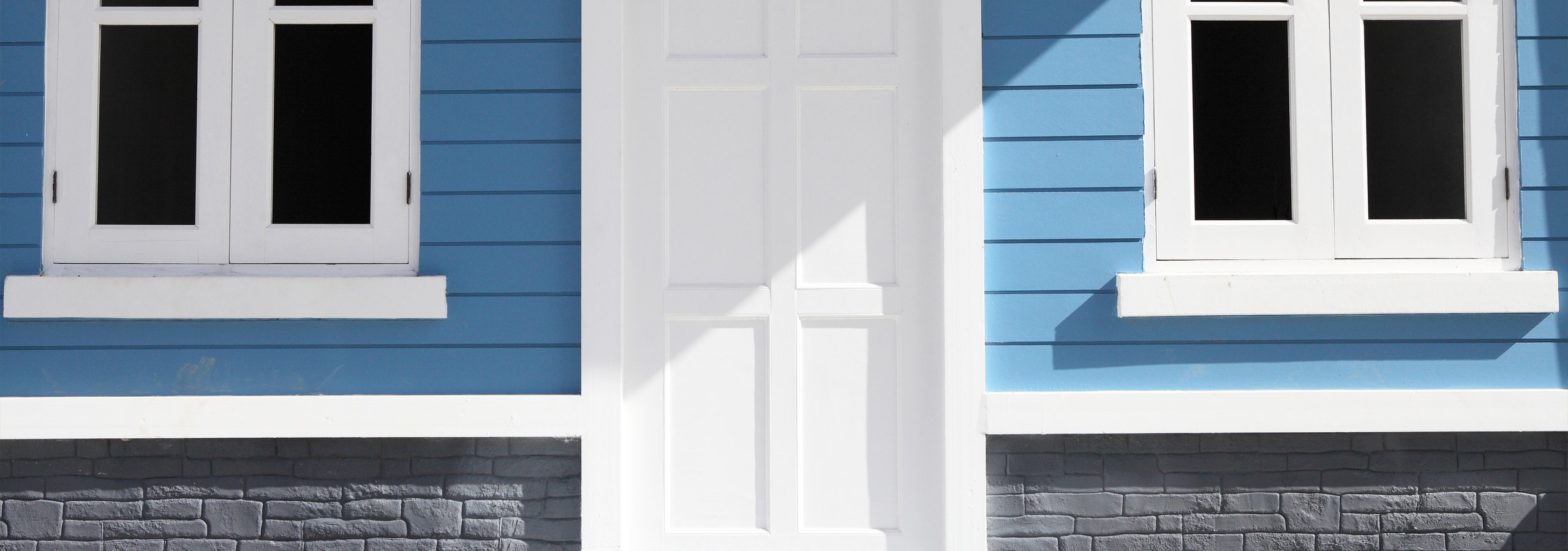 What Season Should I Paint My House Exterior? Prim Painting